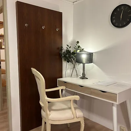 Farawayhomes St Wolfgang #7 Apartment